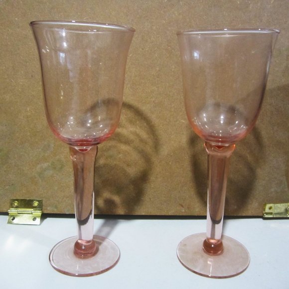 VTG PAIR OF PINK WINE GLASSES, PRETTY PINK GLASSES - Picture 1 of 5